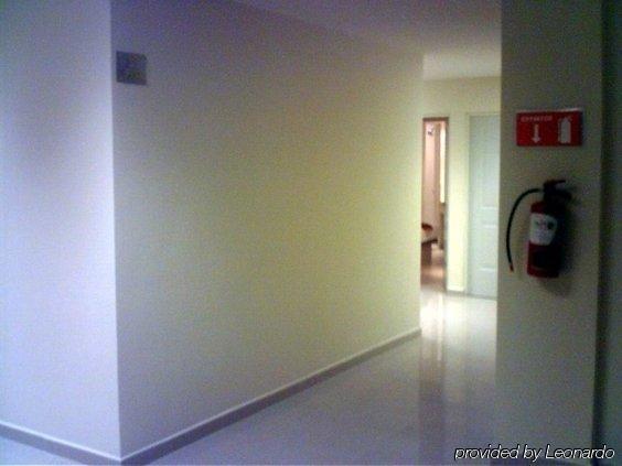 Hotel 402 มอนแตร์เรย์ ภายนอก รูปภาพ