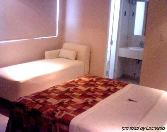 Hotel 402 มอนแตร์เรย์ ภายนอก รูปภาพ