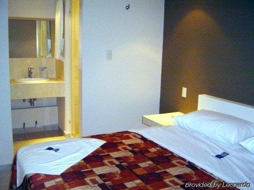 Hotel 402 มอนแตร์เรย์ ภายนอก รูปภาพ